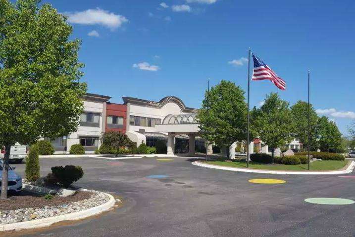 Days Inn & Suites By Wyndham Rochester Hills Mi Экстерьер фото